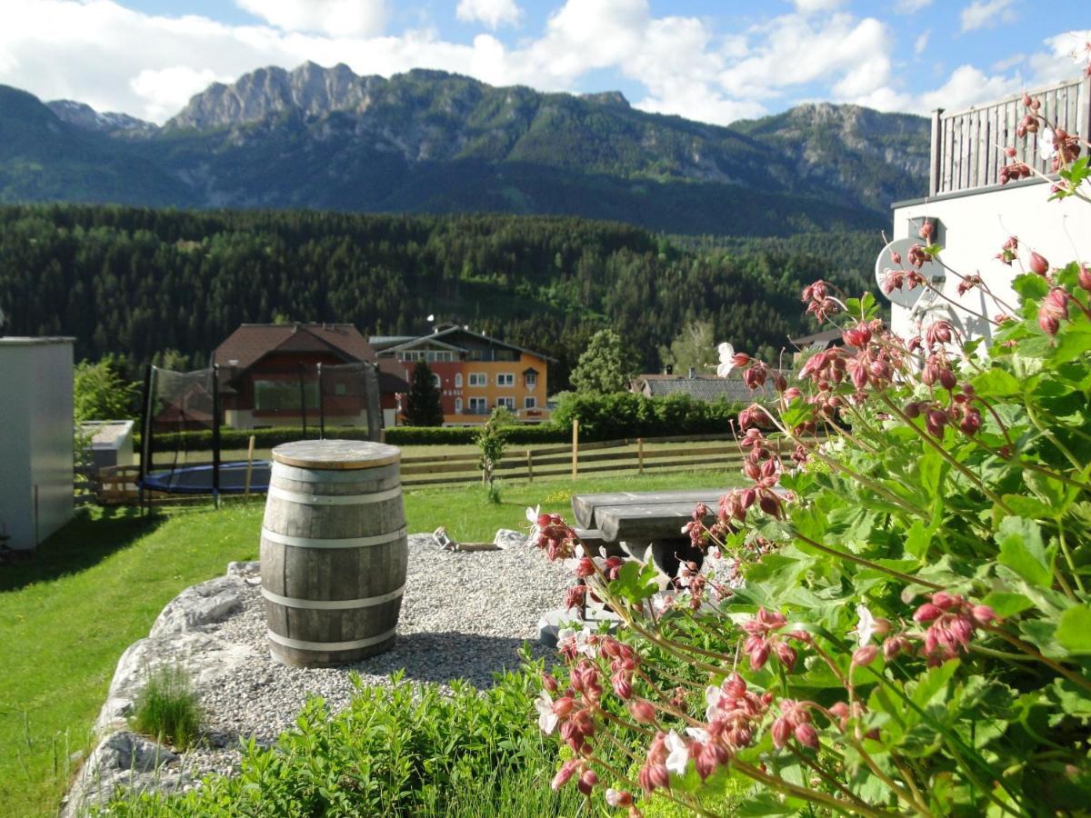 Appartement Gipfelsturm Haus im Ennstal Buitenkant foto